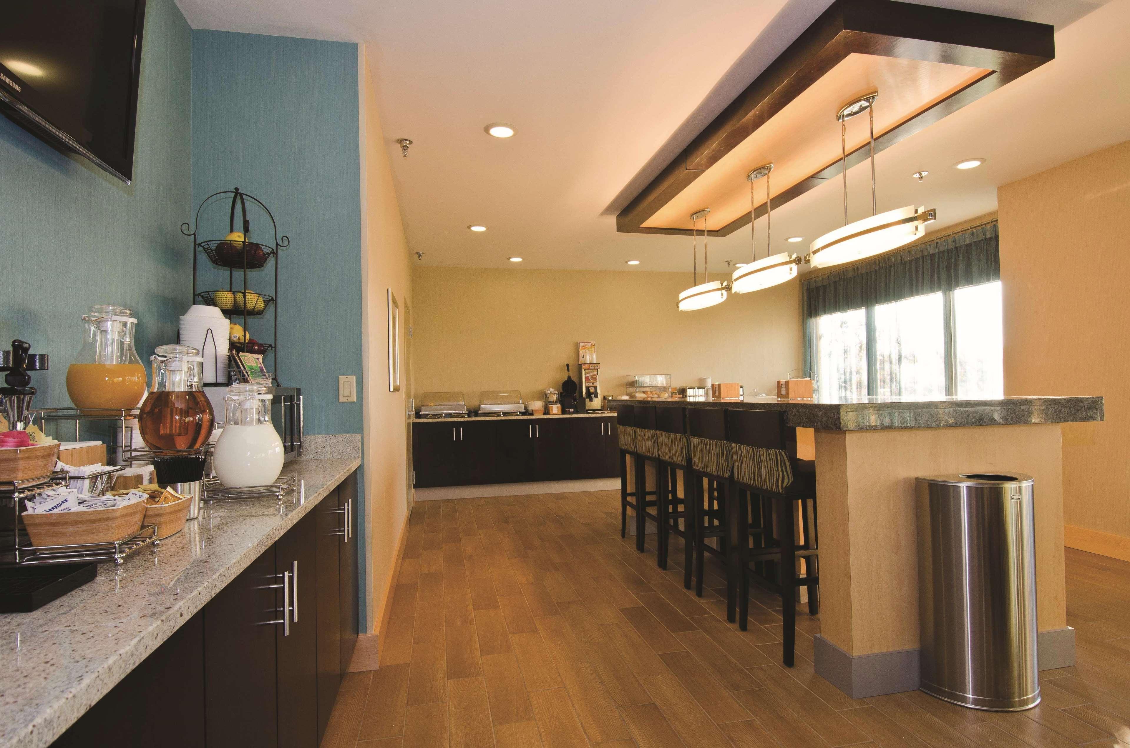 La Quinta Inn & Suites By Wyndham Richmond-מידלות'יאן מראה חיצוני תמונה