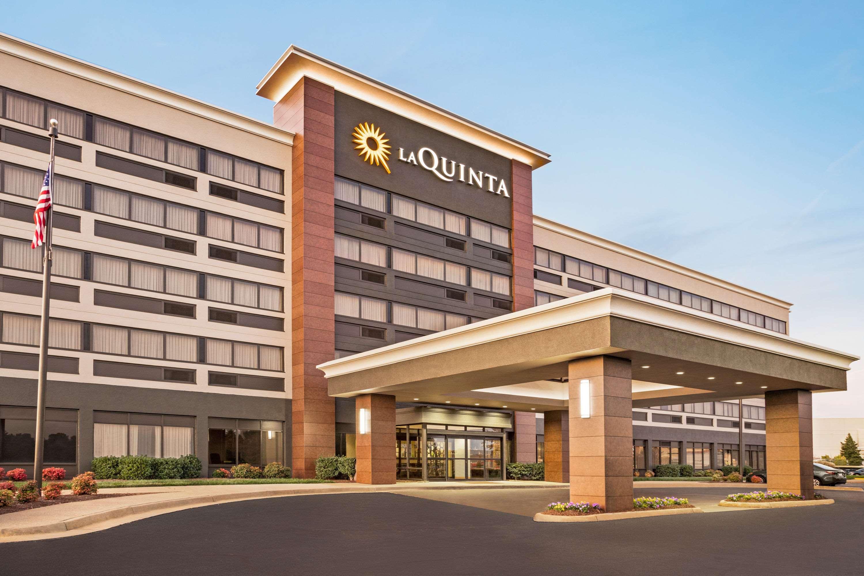 La Quinta Inn & Suites By Wyndham Richmond-מידלות'יאן מראה חיצוני תמונה