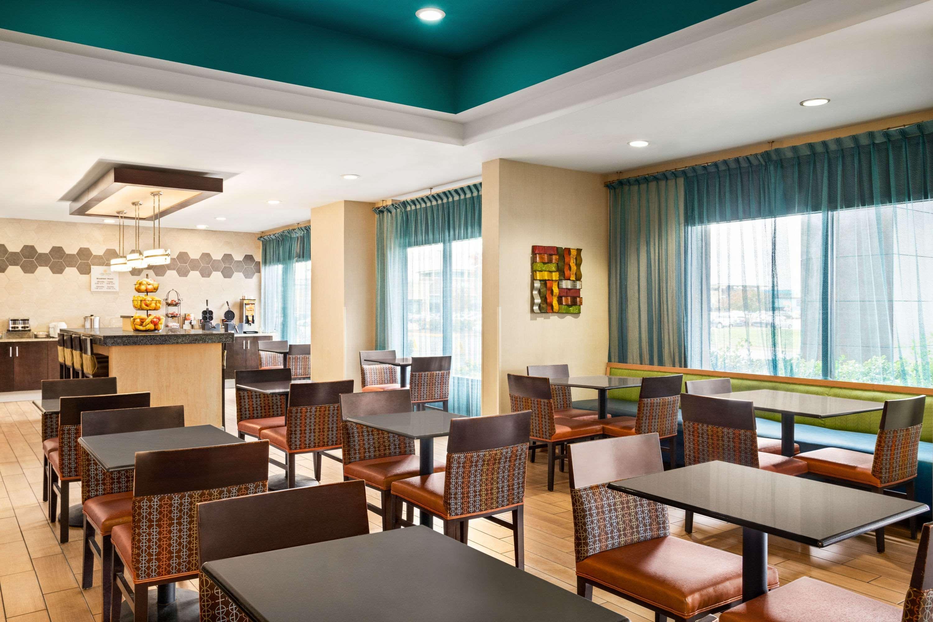La Quinta Inn & Suites By Wyndham Richmond-מידלות'יאן מראה חיצוני תמונה