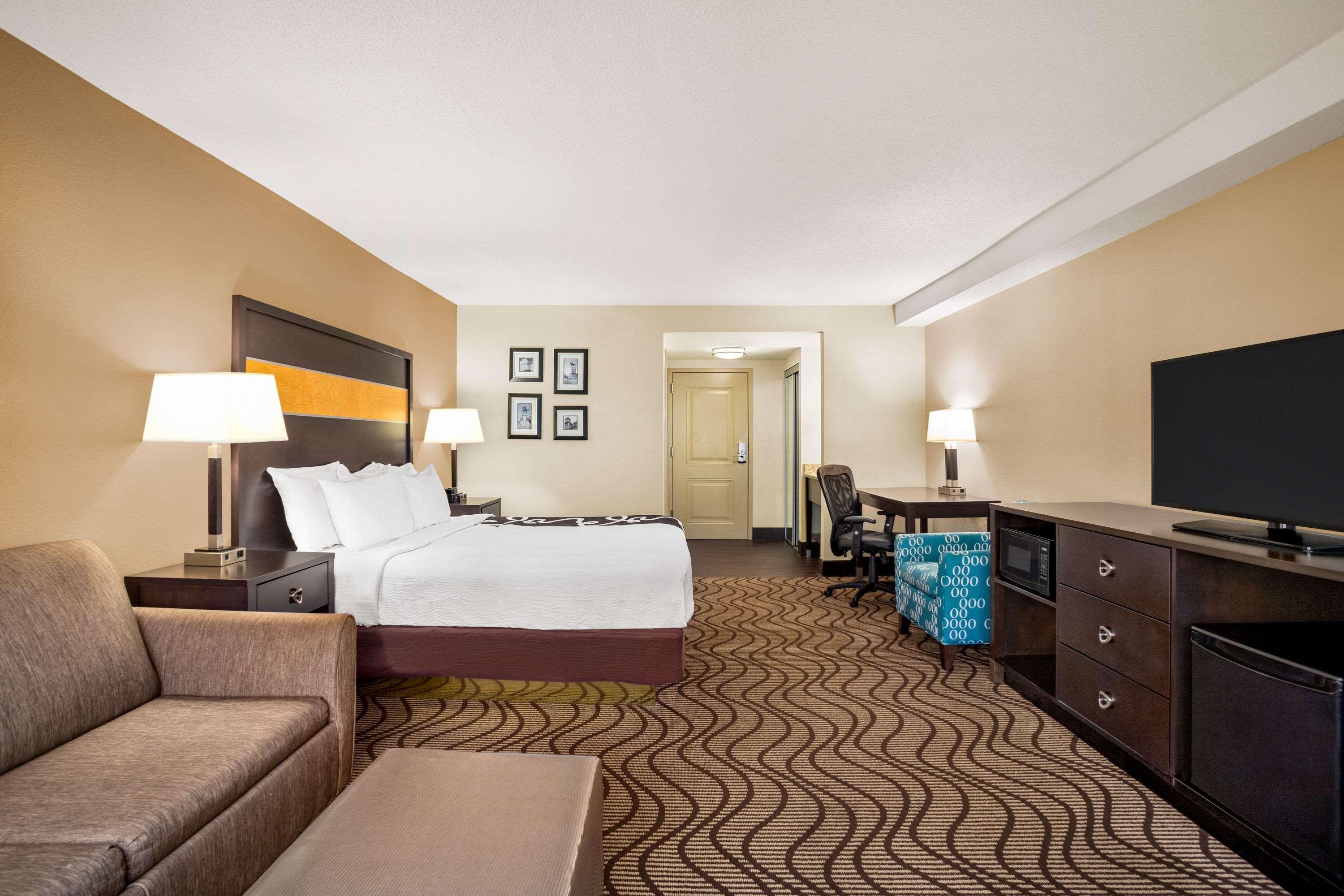 La Quinta Inn & Suites By Wyndham Richmond-מידלות'יאן מראה חיצוני תמונה